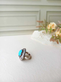 Imagem do ANEL REDONDO AJUSTÁVEL MÉDIO COM HOWLITA TURQUESA