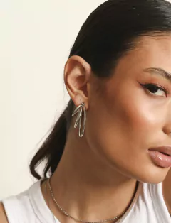 BRINCO DE ARGOLA TRIPLA ENTRELAÇADA - loja online