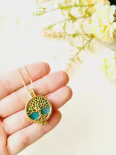 COLAR RELICÁRIO CÁPSULA ÁRVORE DA VIDA COM 7 PEDRAS NATURAIS na internet