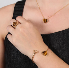 BRACELETE PULSEIRA EM FORMATO DE CORAÇÃO COM PEDRA NATURAL CHAPADA - comprar online