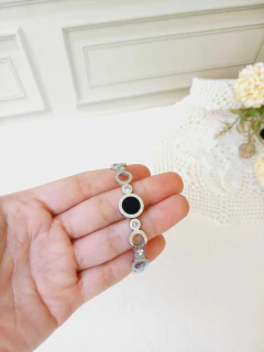 BRACELETE EM AÇO INOX COM A PEDRA NATURAL ONIX - Cordão de Luz Joias Finas