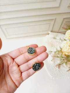 BRACELETE AJUSTÁVEL GEOMÉTRICO PEDRA NATURAL PIRITA - Cordão de Luz Joias Finas