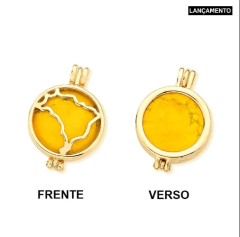 COLAR RELICÁRIO CÁPSULA MAPA DO BRASIL COM 7 PEDRAS NATURAIS na internet