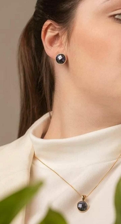CONJUNTO REDONDO MÉDIO PEDRA NATURAL OLHO DE TIGRE FACETADA - comprar online