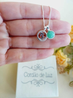 COLAR PRATA 925 SIGNO DE CAPRICORNIO COM PEDRA NATURAL QUARTZO VERDE - comprar online