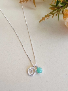 COLAR PRATA 925 SIGNO DE CAPRICORNIO COM PEDRA NATURAL QUARTZO VERDE - Cordão de Luz Joias Finas