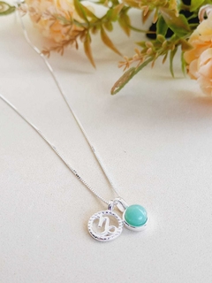 COLAR PRATA 925 SIGNO DE CAPRICORNIO COM PEDRA NATURAL QUARTZO VERDE