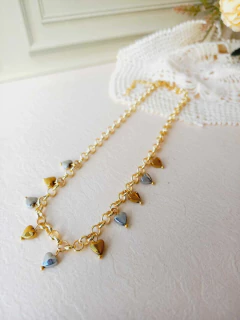 COLAR CHOKER MINI CORAÇÕES DE HEMATITA - comprar online