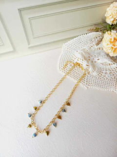 COLAR CHOKER MINI CORAÇÕES DE HEMATITA na internet