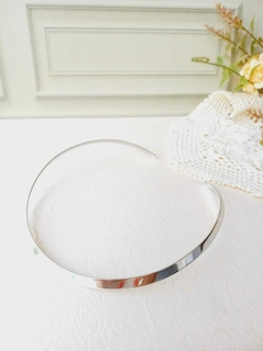 COLAR CHOKER BANHO RÓDIO BRANCO na internet