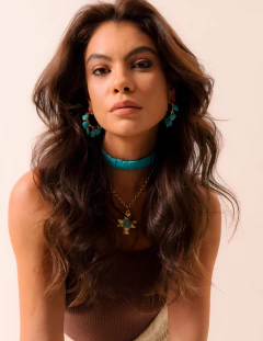 COLAR CHOKER PEDRA NATURAL HOWLITA TURQUESA - Cordão de Luz Joias Finas