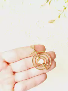 COLAR CHOKUREI CONCHA NATURAL MADREPÉROLA - Cordão de Luz Joias Finas