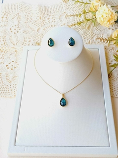 CONJUNTO GOTA PEDRA NATURAL ESMERALDA FACETADA
