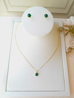 CONJUNTO REDONDO COM PEDRA AGATA VERDE 6,5MM