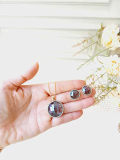 CONJUNTO REDONDO CRAVEJADO OBSIDIANA FUME - Cordão de Luz Joias Finas