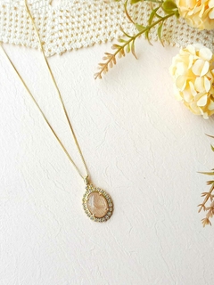 COLAR OVAL COM APLICAÇÕES EM ZIRCONIAS PEDRA NATURAL RUTILO - Cordão de Luz Joias Finas