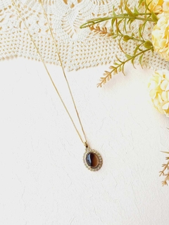 COLAR OVAL COM APLICAÇÕES EM ZIRCONIAS PEDRA NATURAL OBSIDIANA FUMÊ
