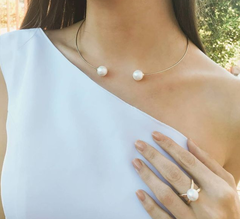 COLAR CHOKER COM PÉROLA SHELL BRANCA