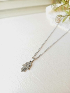 COLAR EM AÇO INOXIDÁVEL MAO DE FÁTIMA OU HAMSÁ - comprar online