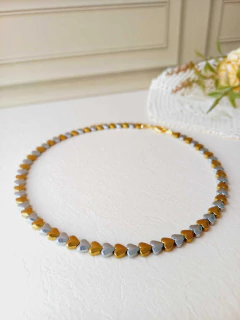 COLAR CHOKER CORAÇÃO DE HEMATITA METALIZADA - loja online