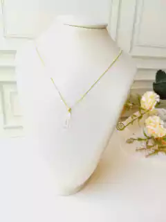 COLAR PRISMA GEOMÉTRICO PEDRA NATURAL CRISTAL DE ROCHA na internet