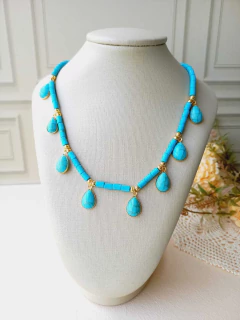 COLAR CHOKER GOTAS HOWLITA TURQUESA