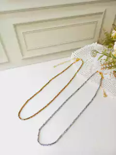 COLAR MINI PASTILHAS DE HEMATITA