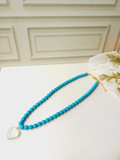 COLAR CANUTILHOS DE HOWLITA TURQUESA COM CRISTAL DE ROCHA - Cordão de Luz Joias Finas