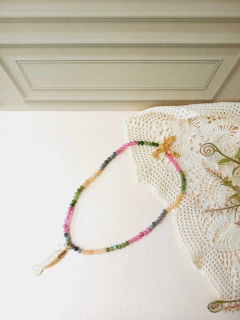 COLAR CHOKER JADE MELANCIA COM PINGENTE PEIXE - comprar online