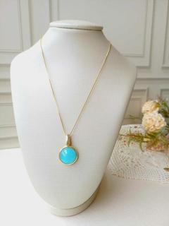 COLAR REDONDO COM PEDRA NATURAL AGATA AZUL CÉU - Cordão de Luz Joias Finas