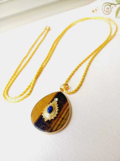 COLAR FIO MARROQUINO PINGENTE OLHO DE TIGRE