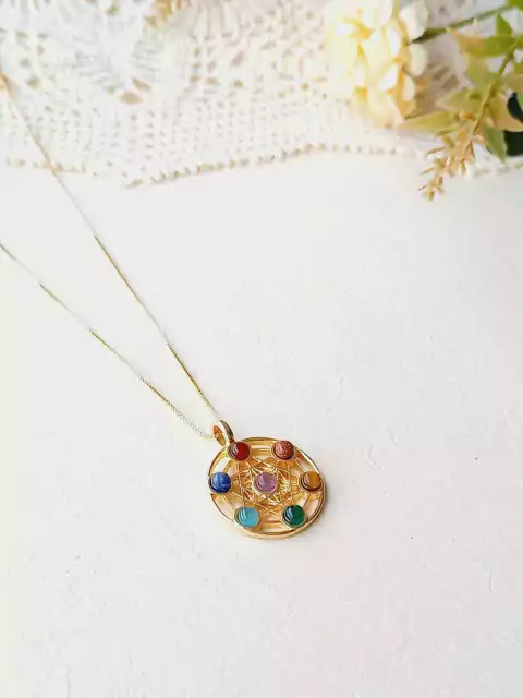 COLAR PEQUENO CUBO DE METATRON 7 CHRAKRAS