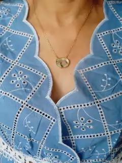 ESCAPULARIO MANTA ENTREGO, CONFIO, ACEITO, AGRADEÇO COM PEDRA NATURAL CRISTAL RUTILADO - comprar online