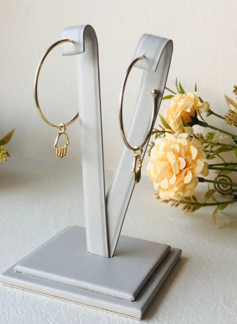 BRINCO DE ARGOLA MÉDIA BANHO OURO 18K PINGENTE REMOVÍVEL MÃO DE FÁTIMA OU HAMSÁ