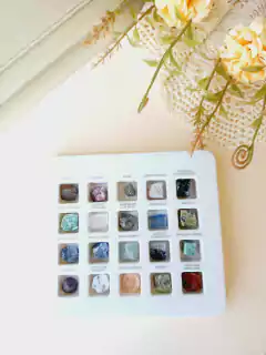 KIT COM 20 PEDRAS NATURAIS - Cordão de Luz Joias Finas