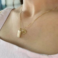 COLAR SIGNO DE LIBRA COM PEDRA NATURAL QUARTZO ROSA - comprar online