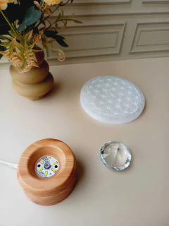 LUMINÁRIA GIRATÓRIA COM CRISTAL