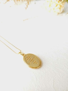 COLAR MEDALHA NOSSA SENHORA DE GUADALUPE na internet