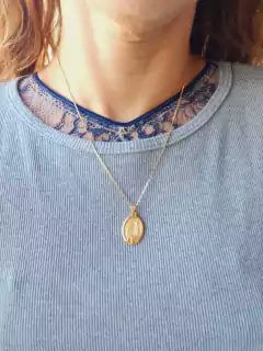 COLAR MEDALHA NOSSA SENHORA DE FÁTIMA - comprar online