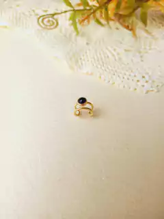 BRINCO PIERCING BANHO OURO COM PEDRA NATURAL AGATHA NEGRA - Cordão de Luz Joias Finas