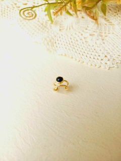 BRINCO PIERCING BANHO OURO COM PEDRA NATURAL AGATHA NEGRA