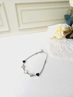 Imagem do PULSEIRA AÇO INOX CORAÇÕES EM MADREPÉROLA E ONIX