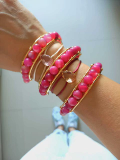 BRACELETE AJUSTÁVEL EM ESFERAS DE AGATA ROSA - comprar online