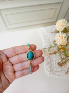 PULSEIRA CORDÃO COM PEDRA NATURAL CRAVEJADA ESMERALDA - loja online