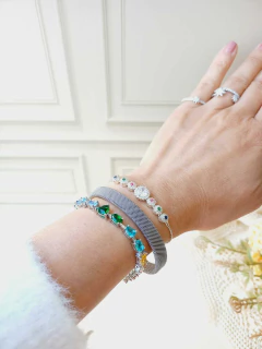 PULSEIRA PRATA 925 CRAVEJADA DE MINI CRISTAIS COLORIDOS na internet