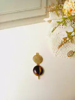 RELICARIO COM FOTO PEDRA NATURAL OLHO DE TIGRE - loja online