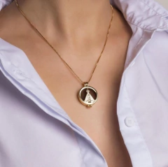 COLAR RELICARIO CÁPSULA NOSSA SENHORA COM 1 PEDRA NATURAL - comprar online