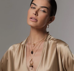 COLAR TRES PEDRAS TURMALINA NEGRA E CRISTAL DE ROCHA - comprar online