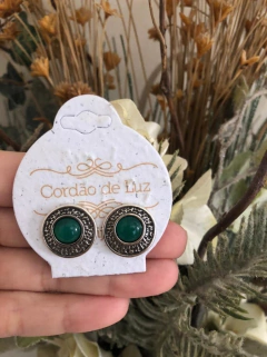 BRINCO PRATA ENVELHECIDA COM PEDRA NATURAL REDONDA AGATHA VERDE - loja online