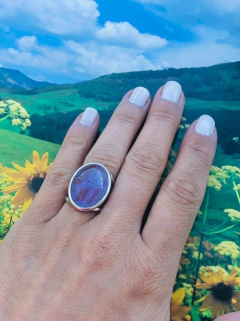 ANEL OVAL COM PEDRA NATURAL AMETISTA - comprar online